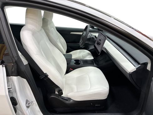 Certified 2022 Tesla Model 3 Long Range AWD/4WD image 13