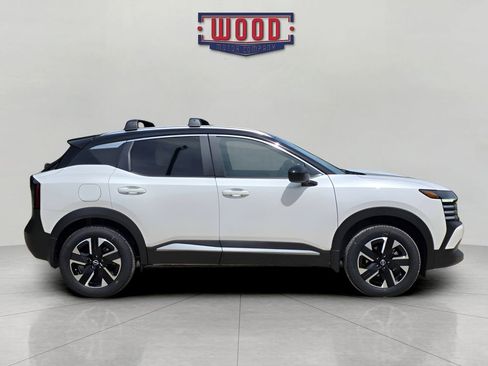 New 2026 Nissan Kicks SV w/ Interior Electronics Package AWD/4WD image 2