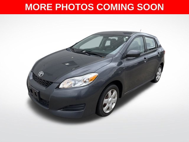 Used 2009 Toyota Matrix FWD image 1