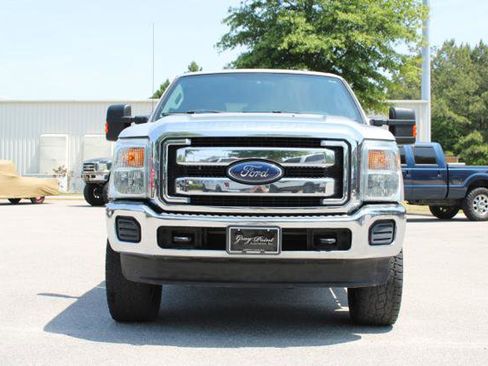 Used 2016 Ford F250 XLT AWD/4WD image 2