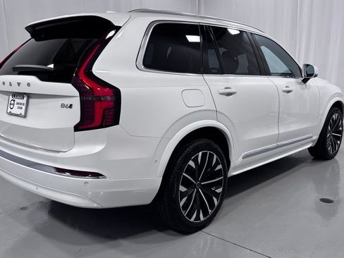 Certified 2026 Volvo XC90 B6 Plus AWD/4WD image 6