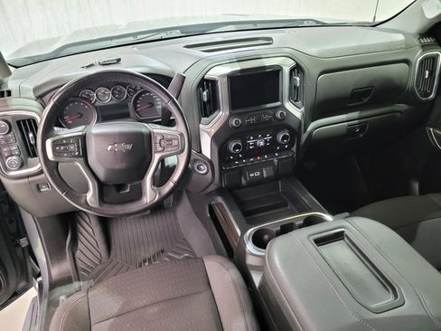 Used 2022 Chevrolet Silverado 1500 RST image 3