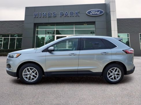 Used 2023 Ford Edge SEL w/ Convenience Package AWD/4WD image 4
