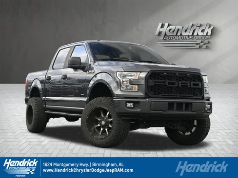 Used 2017 Ford F150 XL w/ Equipment Group 101A Mid image 1