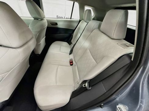 Used 2025 Toyota Corolla Cross L AWD/4WD image 23