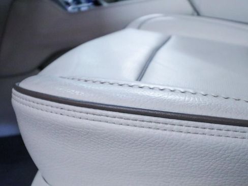 Used 2023 GMC Yukon XL Denali image 15