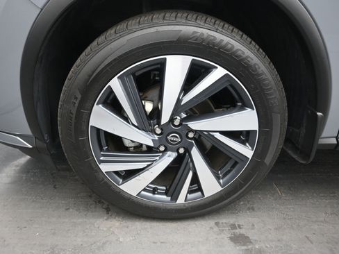 Used 2024 Nissan Murano SL image 11