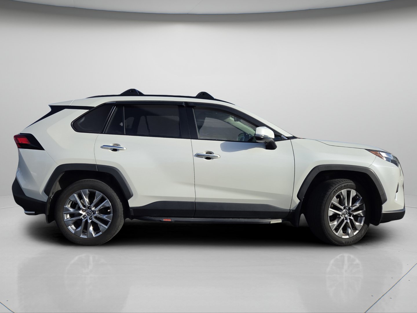 Certified 2022 Toyota RAV4 Limited AWD/4WD image 26