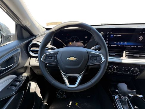 New 2026 Chevrolet Trax LT w/ Sunroof Package FWD image 12