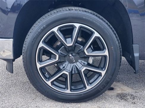 Used 2022 Chevrolet Silverado 1500 LT image 10
