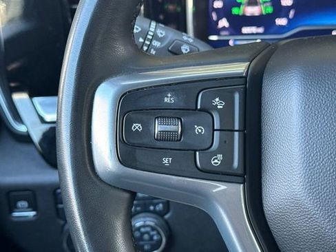 Used 2025 Chevrolet Silverado 2500 LT w/ Convenience Package image 37