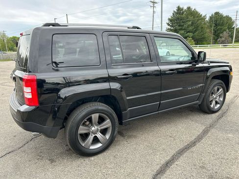 Used 2017 Jeep Patriot Sport w/ Power Value Group AWD/4WD image 4