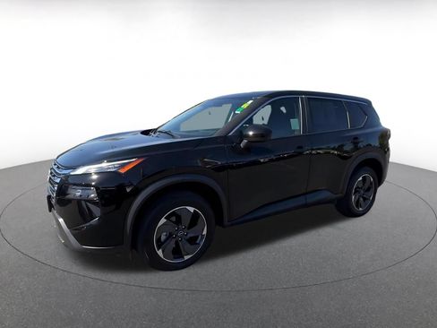 Used 2025 Nissan Rogue SV FWD image 8