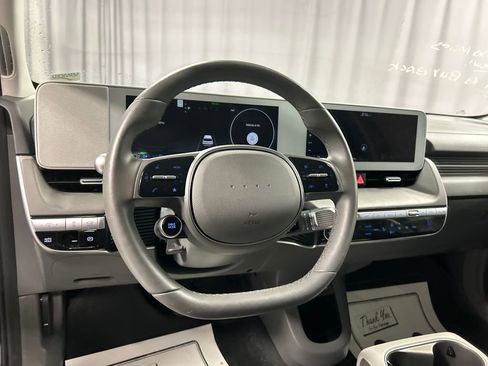 Used 2024 Hyundai Ioniq 5 SEL image 13