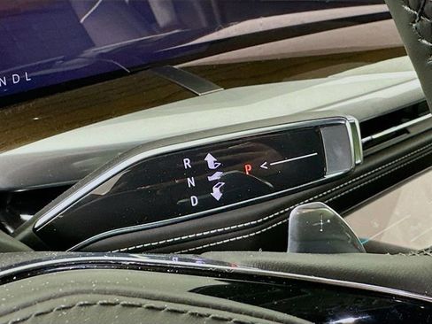 New 2026 Cadillac Escalade Platinum Sport w/ LPO, ONYX Package image 12