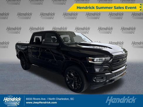 Used 2020 RAM 1500 Limited w/ Black Appearance Package AWD/4WD image 1