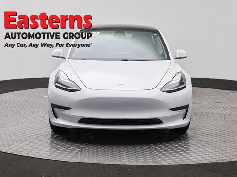 Used 2019 Tesla Model 3 Long Range AWD/4WD image 2