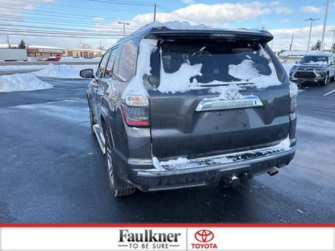 Used 2018 Toyota 4Runner Limited image 11
