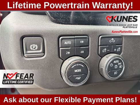 Used 2024 Chevrolet Silverado 1500 LT Trail Boss w/ Convenience Package II image 16