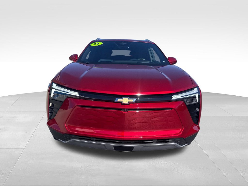 Used 2024 Chevrolet Blazer EV LT AWD/4WD image 9
