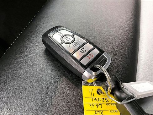 Used 2023 Ford Explorer XLT w/ Equipment Group 202A image 11