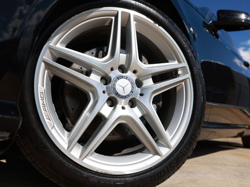 Used 2011 Mercedes-Benz E 350 Sedan image 37