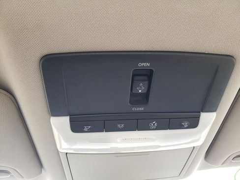 Used 2021 Nissan Altima 2.5 SV w/ SV Premium Package image 36