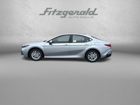 New 2026 Toyota Camry LE image 4