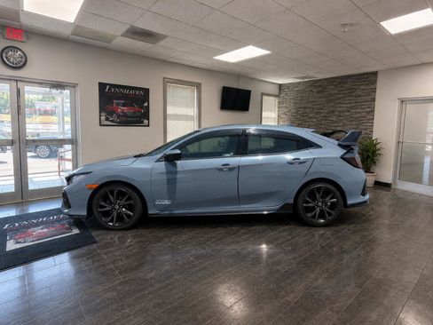 Used 2019 Honda Civic Sport image 5