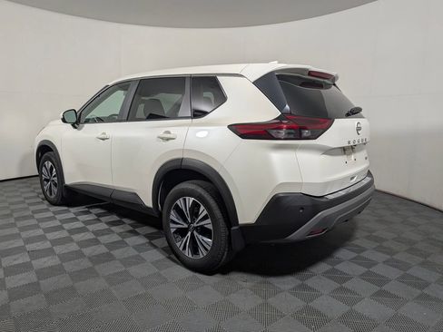Used 2023 Nissan Rogue SV FWD image 5