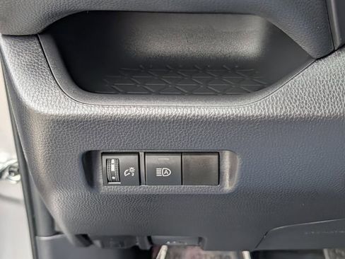 Used 2024 Toyota RAV4 XLE FWD image 23