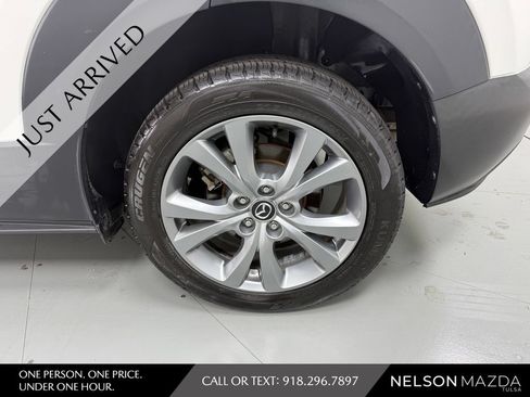 Used 2023 MAZDA CX-30 AWD 2.5 S w/ Premium Package image 12