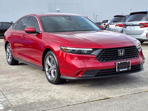 Used 2024 Honda Accord EX image 1