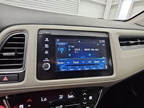 Used 2022 Honda HR-V EX image 15