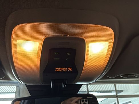 Used 2011 Volvo C30 T5 w/ Preferred Pkg image 29