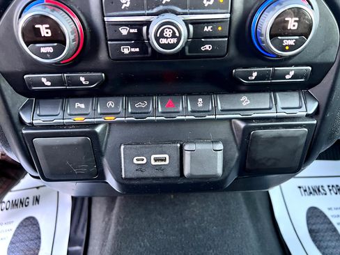 Used 2019 Chevrolet Silverado 1500 RST w/ All-Star Edition image 17