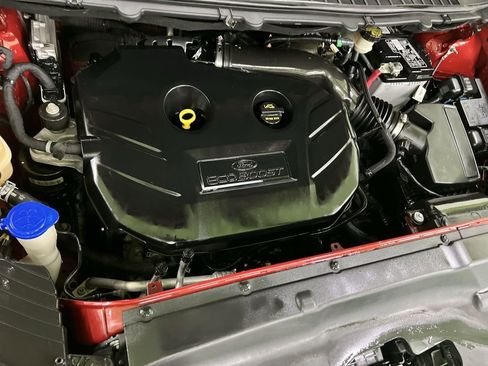 Used 2015 Ford Edge Titanium image 15