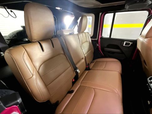 Used 2022 Jeep Wrangler Unlimited Sahara w/ Cold Weather Group image 20