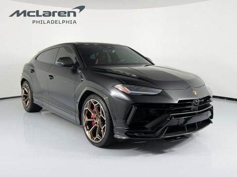 Used 2023 Lamborghini Urus Performante image 3