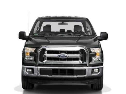 Used 2017 Ford F150 XLT w/ Trailer Tow Package AWD/4WD image 4
