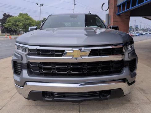 Used 2023 Chevrolet Silverado 1500 LT AWD/4WD image 10