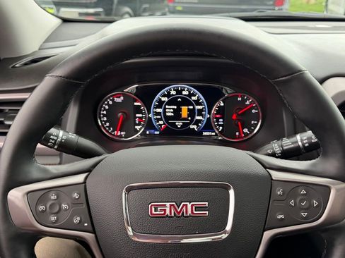 Used 2023 GMC Acadia AT4 w/ Technology Package image 30