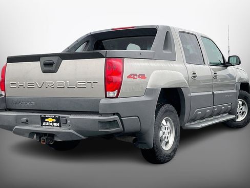 Used 2002 Chevrolet Avalanche 4x4 w/ Convenience Pkg image 11