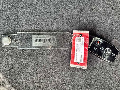 Used 2026 Mercedes-Benz GLB 35 AMG 4MATIC image 26