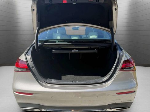 Used 2021 Mercedes-Benz E 350 Sedan image 14