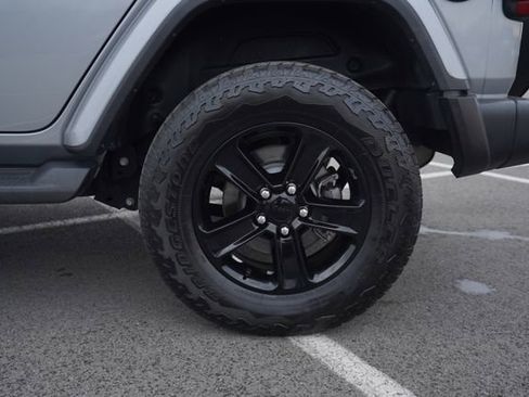 Used 2021 Jeep Wrangler Unlimited Sahara image 43