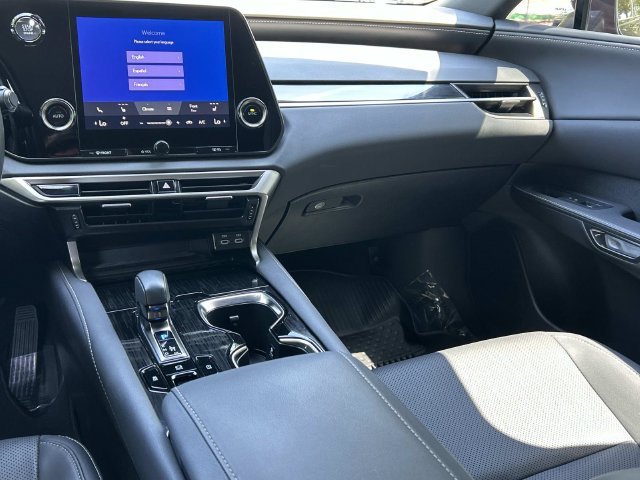 Used 2024 Lexus RX 350 FWD w/ Technology Package image 25