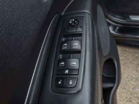 Used 2020 Dodge Durango R/T w/ Blacktop Package image 28