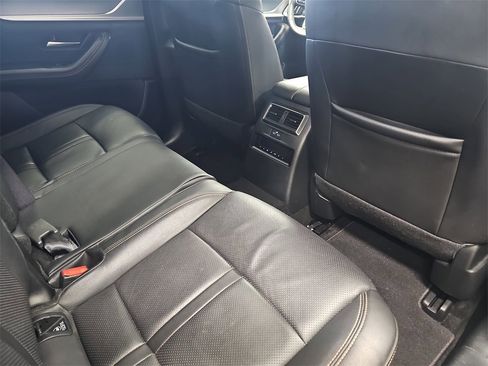 Used 2024 MAZDA CX-90 3.3 Turbo w/ Preferred Plus image 11