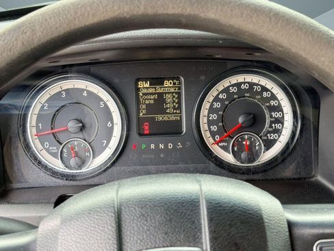 Used 2017 RAM 1500 Express w/ Express Value Package image 18